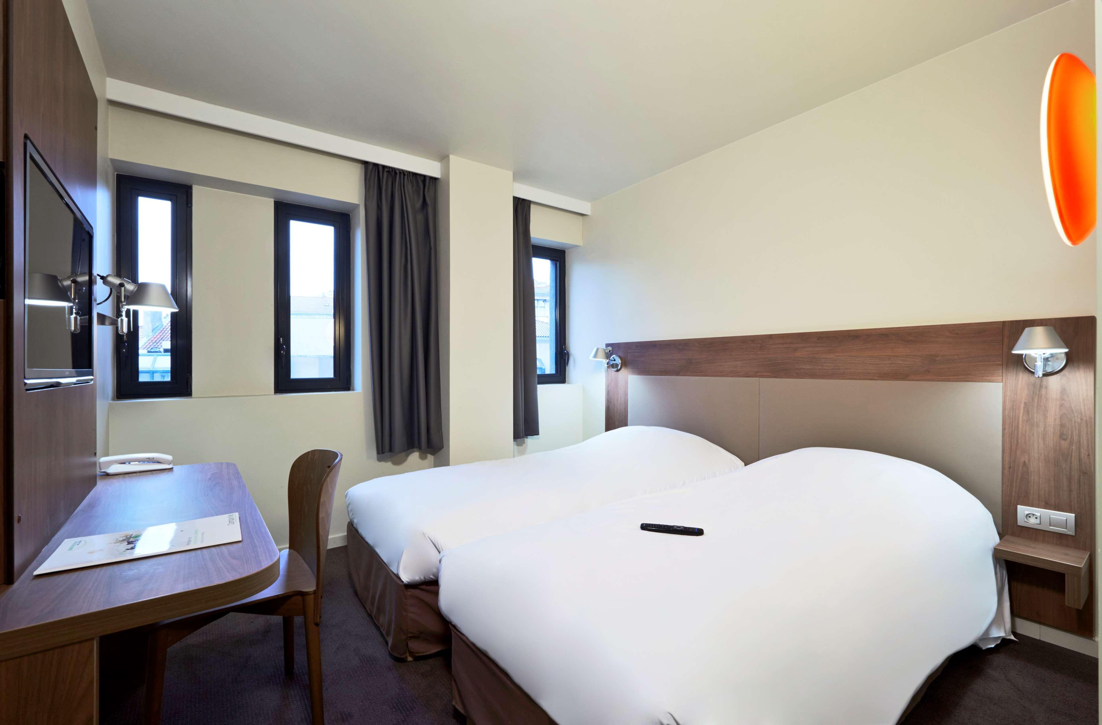 Hotel Campanile Nancy Centre - Gare Zewnętrze zdjęcie