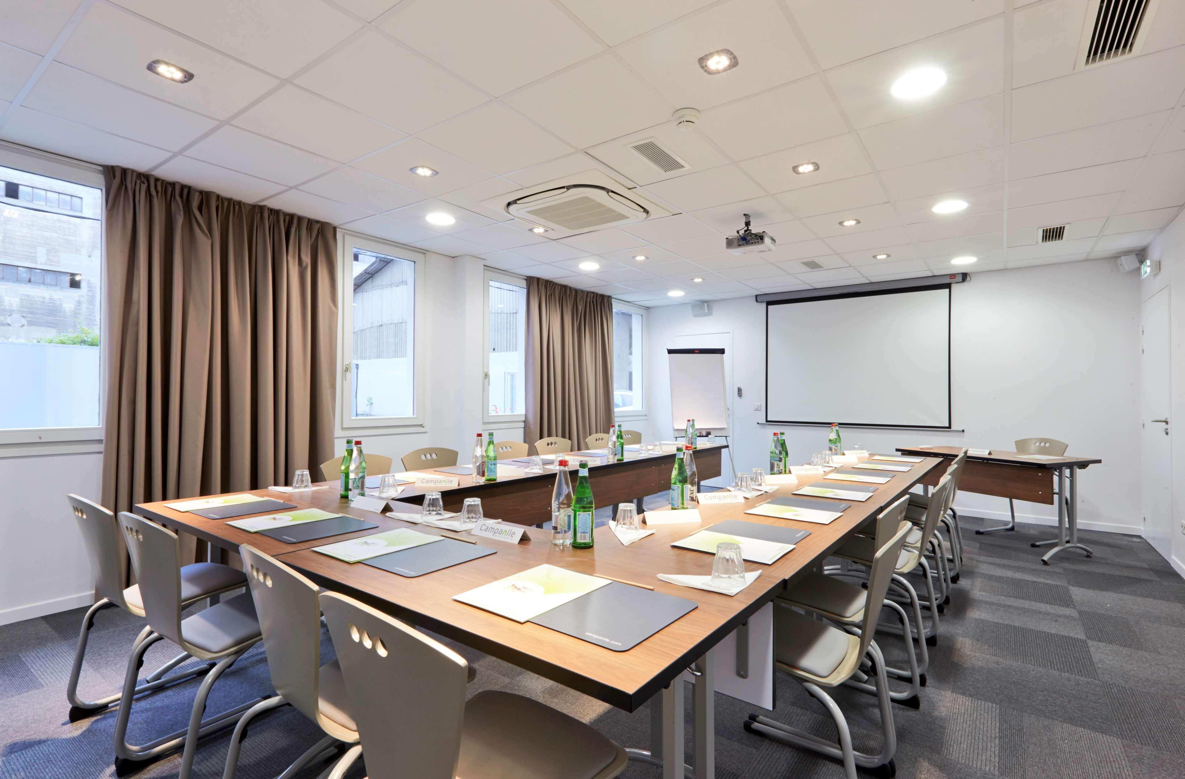Hotel Campanile Nancy Centre - Gare Zewnętrze zdjęcie