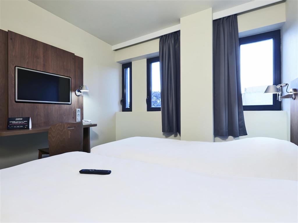 Hotel Campanile Nancy Centre - Gare Zewnętrze zdjęcie